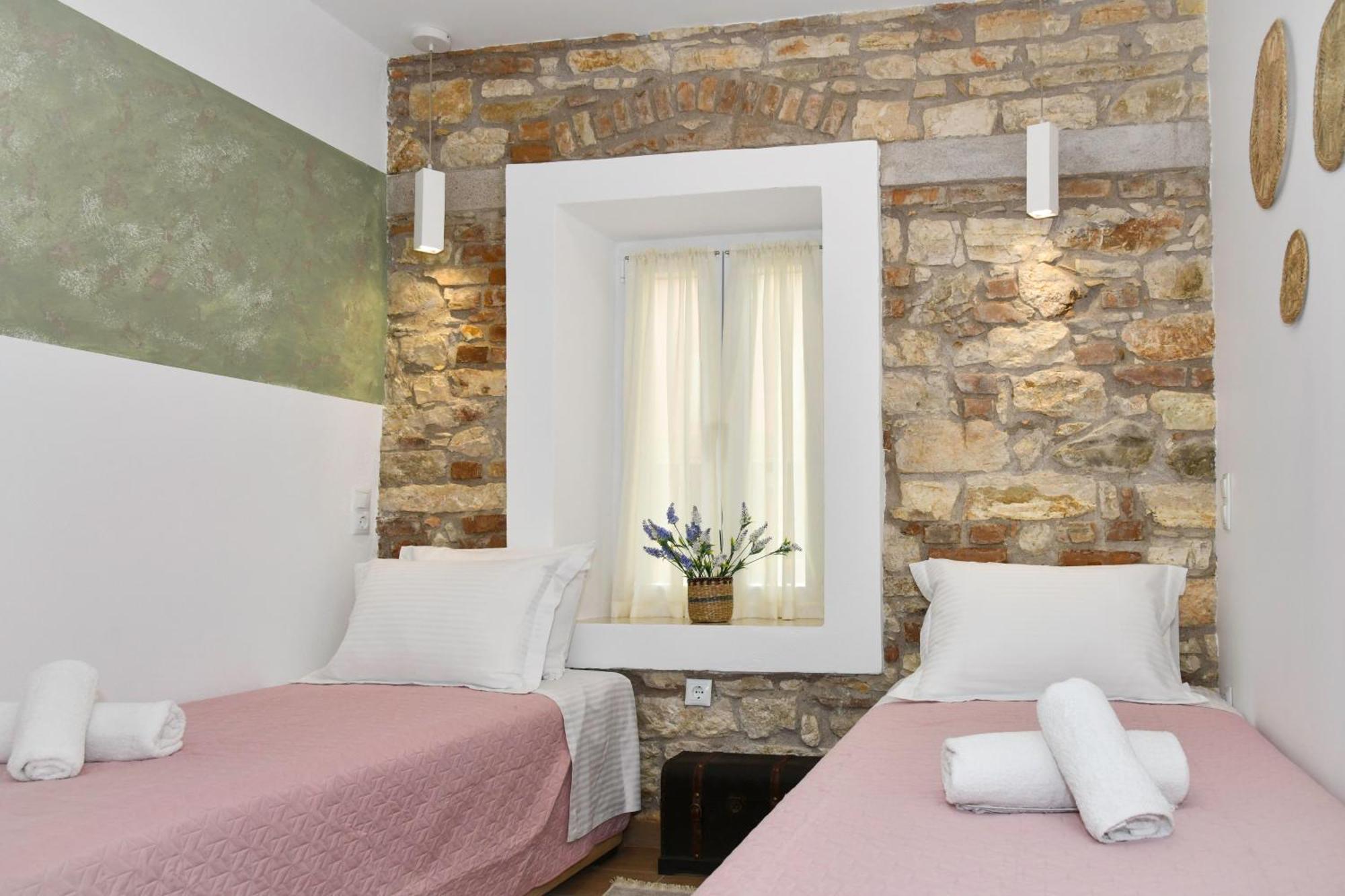 Captain Theo'S Modern Apartment Maria Λευκίμμη Εξωτερικό φωτογραφία