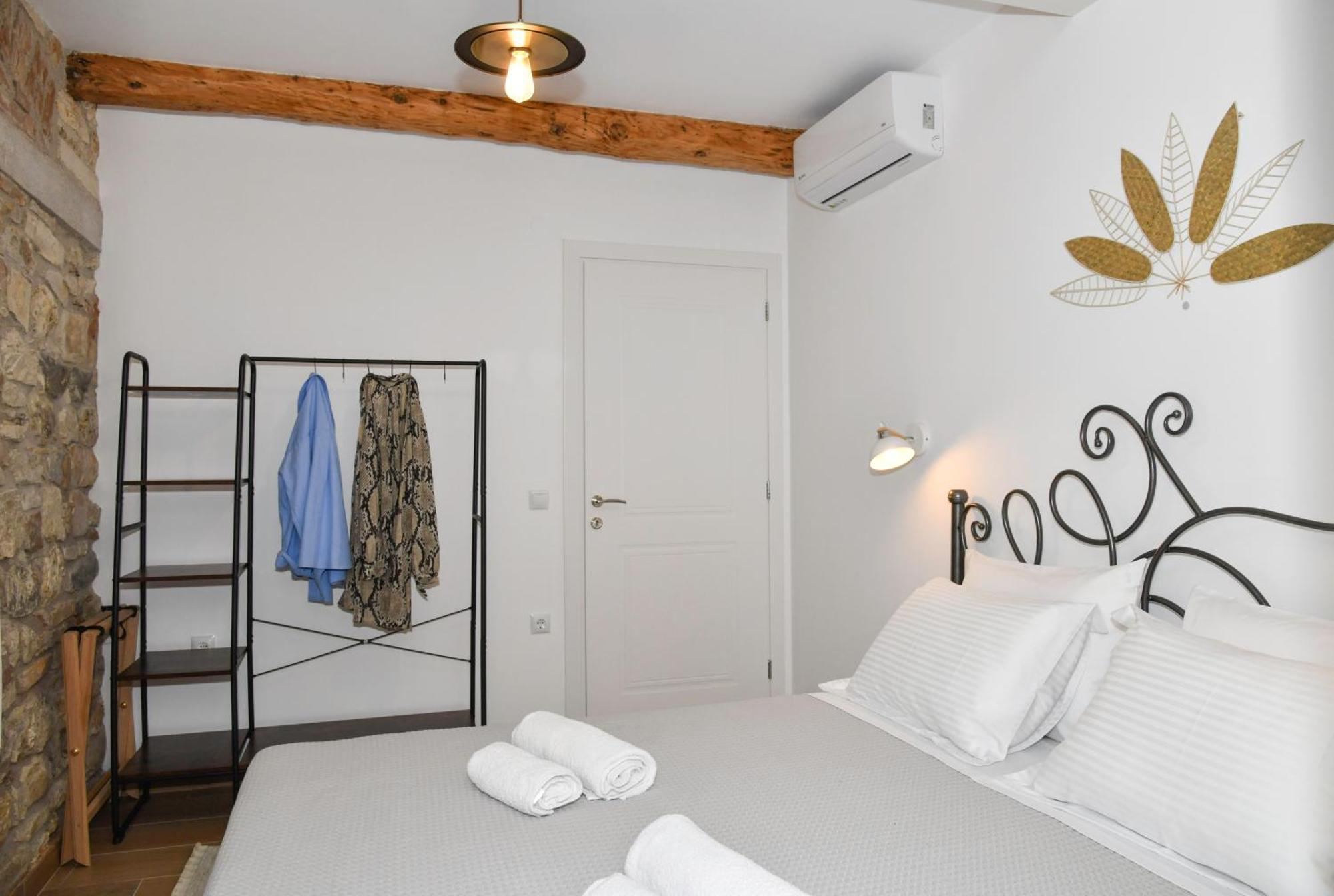 Captain Theo'S Modern Apartment Maria Λευκίμμη Εξωτερικό φωτογραφία